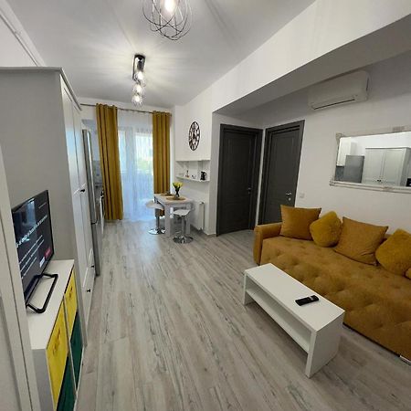 Td Apartments Яш Екстериор снимка