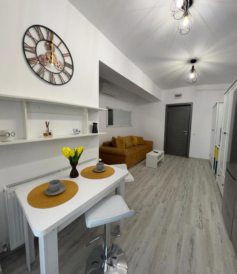 Td Apartments Яш Екстериор снимка