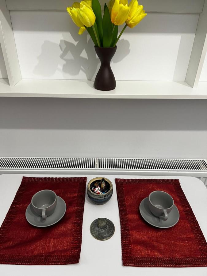 Td Apartments Яш Екстериор снимка
